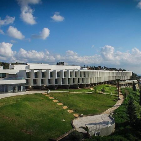 Elma Hotel And Art Complex Zikhron Ya'akov Esterno foto